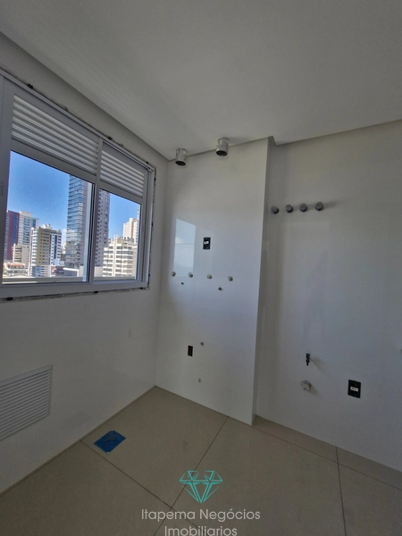 Em Construção - Apartamento 4 suítes - Viva o Luxo em Itapema, SC: 7ª foto da galeria de imagens do imóvel