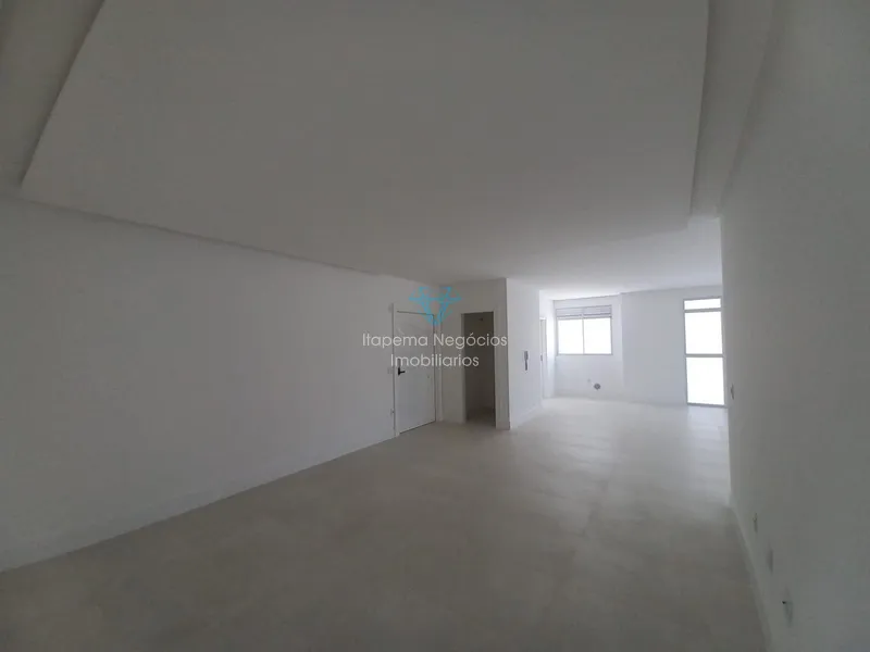 BELÍSSIMO APARTAMENTO A 60 METROS DO MAR.: 37ª foto da galeria de imagens do imóvel