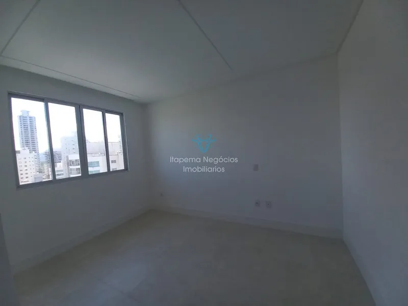 BELÍSSIMO APARTAMENTO A 60 METROS DO MAR.: 34ª foto da galeria de imagens do imóvel