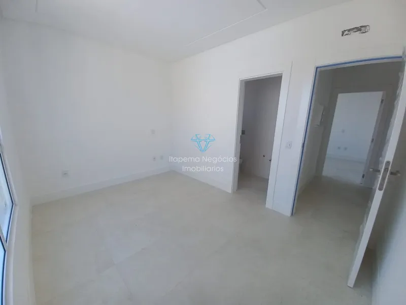 BELÍSSIMO APARTAMENTO A 60 METROS DO MAR.: 31ª foto da galeria de imagens do imóvel
