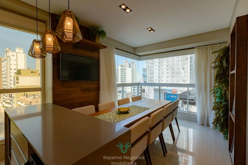 Apartamento 4 suítes 3 vagas - Avenida Nereu: 1ª foto da galeria de imagens do imóvel