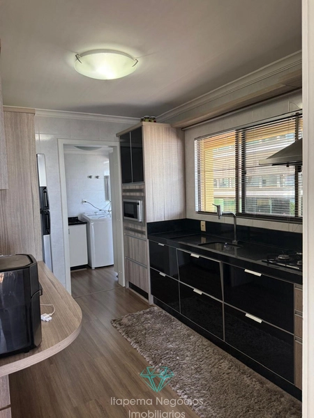 Apartamento em ótima localização com 4 quartos, Mobiliado - Quadra mar: 9ª foto da galeria de imagens do imóvel