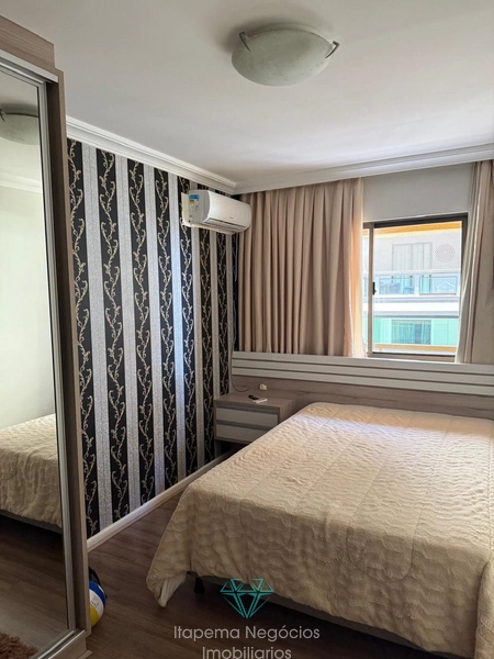 Apartamento em ótima localização com 4 quartos, Mobiliado - Quadra mar: 22ª foto da galeria de imagens do imóvel