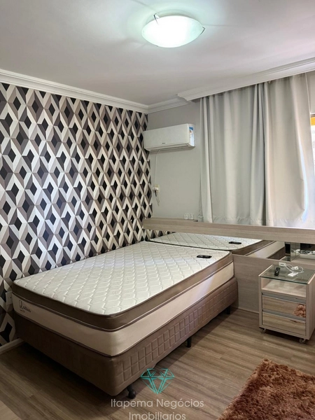 Apartamento em ótima localização com 4 quartos, Mobiliado - Quadra mar: 21ª foto da galeria de imagens do imóvel