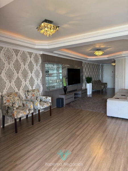 Apartamento em ótima localização com 4 quartos, Mobiliado - Quadra mar: 6ª foto da galeria de imagens do imóvel