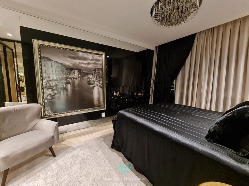 Apartamento 4 Dormitórios Sendo 4 Suítes - Frente para o mar.: 29ª foto da galeria de imagens do imóvel