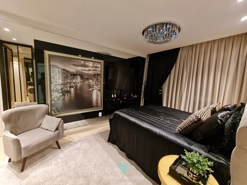 Apartamento 4 Dormitórios Sendo 4 Suítes - Frente para o mar.: 31ª foto da galeria de imagens do imóvel