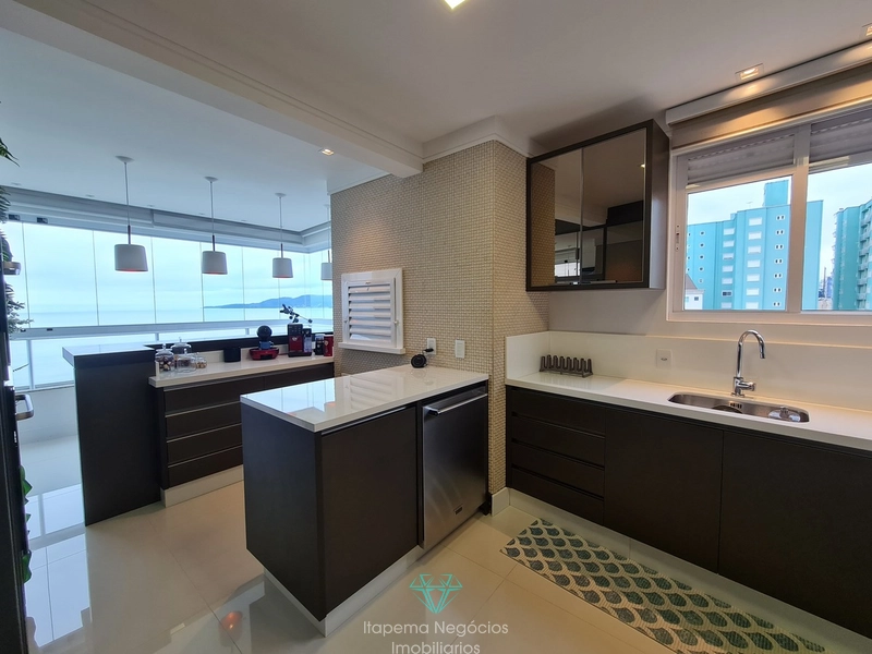 Apartamento 4 Dormitórios Sendo 4 Suítes - Frente para o mar.: 5ª foto da galeria de imagens do imóvel