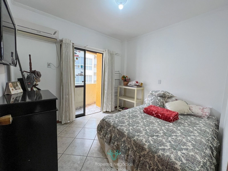 Apartamento com 3 Quartos à venda, 1 vaga - Meia Praia: 20ª foto da galeria de imagens do imóvel