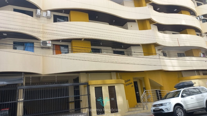 Apartamento com 3 Quartos à venda, 1 vaga - Meia Praia: 2ª foto da galeria de imagens do imóvel