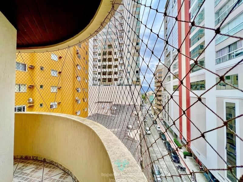 Apartamento com 3 Quartos à venda, 1 vaga - Meia Praia: 24ª foto da galeria de imagens do imóvel
