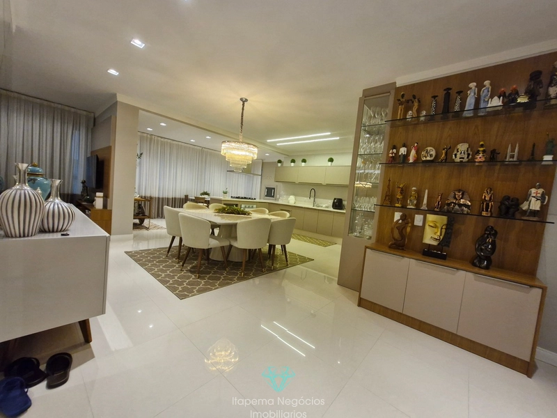 Apartamento diferenciado com 3 suítes e ampla área de lazer - Itapema: 1ª foto da galeria de imagens do imóvel