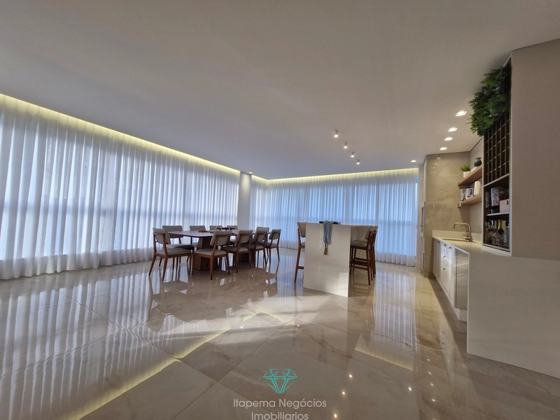 4 suítes 3 vagas - Mobiliado e decorado com vista mar.: 23ª foto da galeria de imagens do imóvel