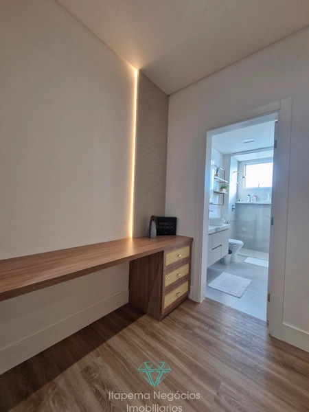 4 suítes 3 vagas - Mobiliado e decorado com vista mar.: 48ª foto da galeria de imagens do imóvel