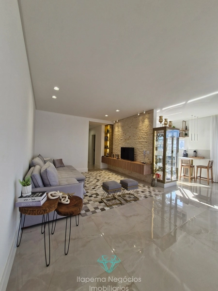 4 suítes 3 vagas - Mobiliado e decorado com vista mar.: 5ª foto da galeria de imagens do imóvel