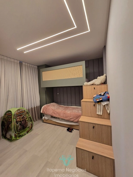 APARTAMENTO FINAMENTE MOBILIADO COM 4 SUITES - ITAPEMA, MEIA PRAIA!: 17ª foto da galeria de imagens do imóvel