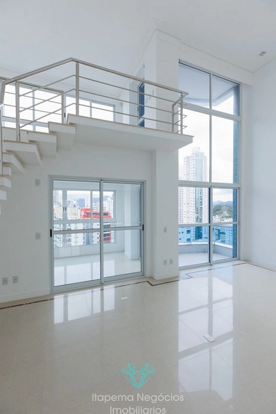 Viva o luxo que esse Duplex tem a oferecer.: 11ª foto da galeria de imagens do imóvel