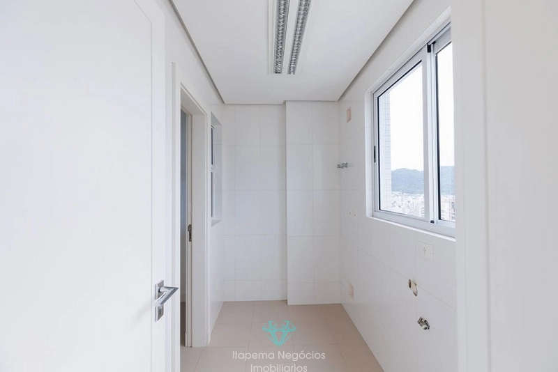 Viva o luxo que esse Duplex tem a oferecer.: 32ª foto da galeria de imagens do imóvel