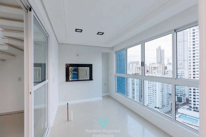 Viva o luxo que esse Duplex tem a oferecer.: 9ª foto da galeria de imagens do imóvel