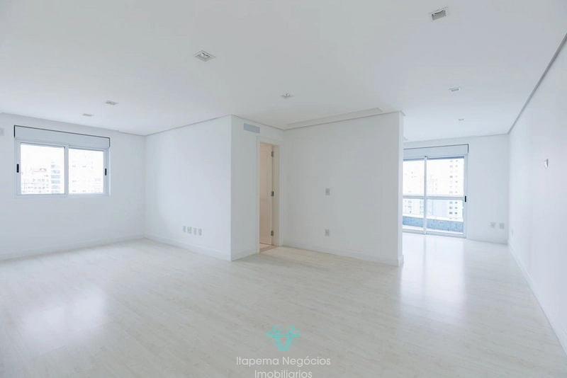 Viva o luxo que esse Duplex tem a oferecer.: 23ª foto da galeria de imagens do imóvel