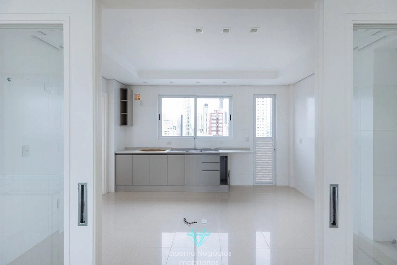 Viva o luxo que esse Duplex tem a oferecer.: 15ª foto da galeria de imagens do imóvel