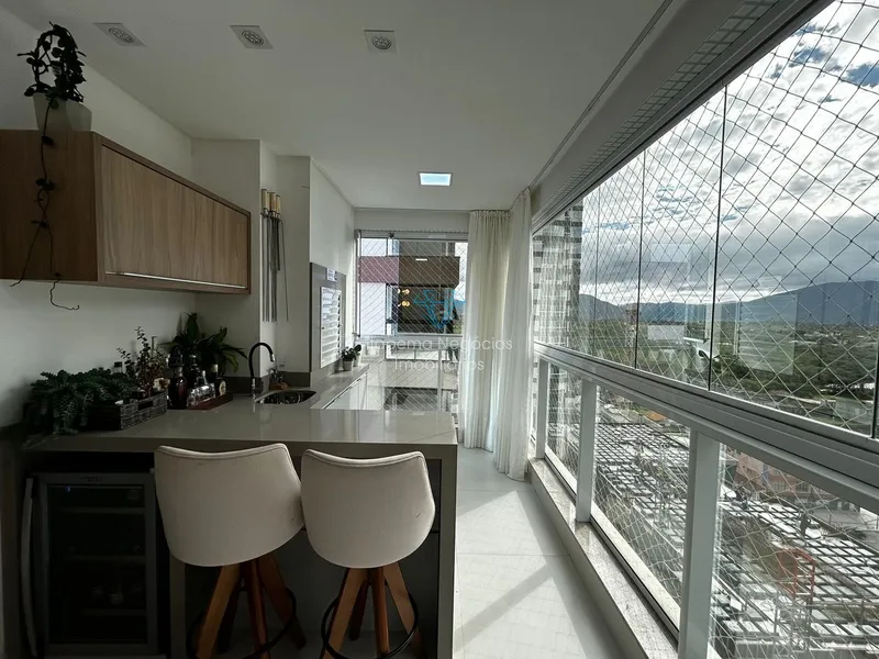 Luxuoso Apartamento Quadra Mar com 03 Suítes e 03 Vagas.: 7ª foto da galeria de imagens do imóvel