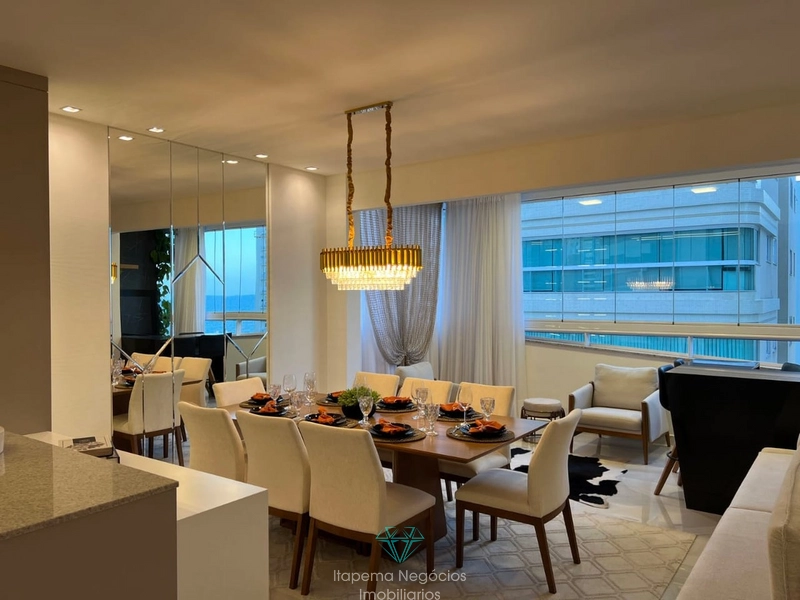 Apartamento 03 suítes, e 02 vagas- Meia Praia: 1ª foto da galeria de imagens do imóvel