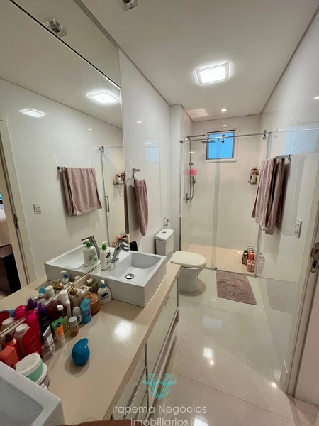 Apartamento com 04 Suítes Finamente Mobiliado, com vista mar: 13ª foto da galeria de imagens do imóvel