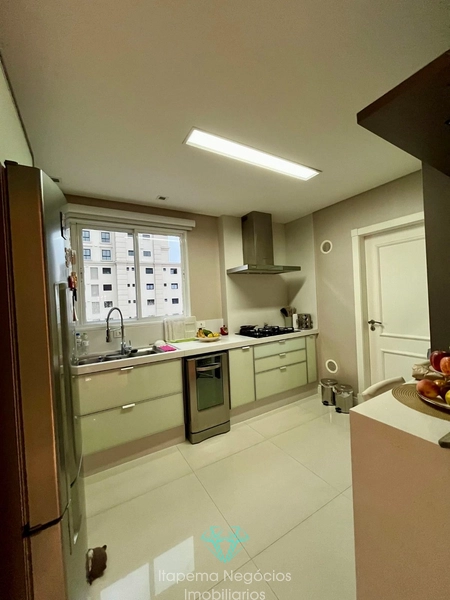 Apartamento com 04 Suítes Finamente Mobiliado, com vista mar: 9ª foto da galeria de imagens do imóvel