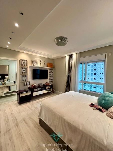 Apartamento com 04 Suítes Finamente Mobiliado, com vista mar: 12ª foto da galeria de imagens do imóvel