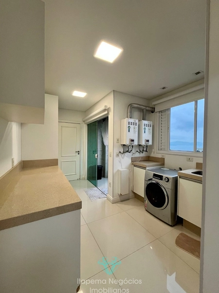 Apartamento com 04 Suítes Finamente Mobiliado, com vista mar: 10ª foto da galeria de imagens do imóvel