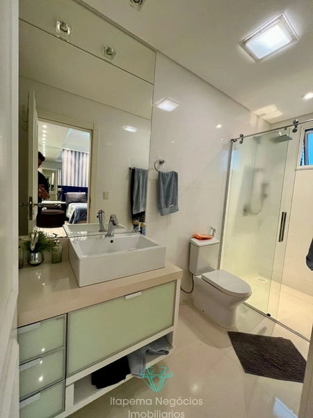 Apartamento com 04 Suítes Finamente Mobiliado, com vista mar: 21ª foto da galeria de imagens do imóvel