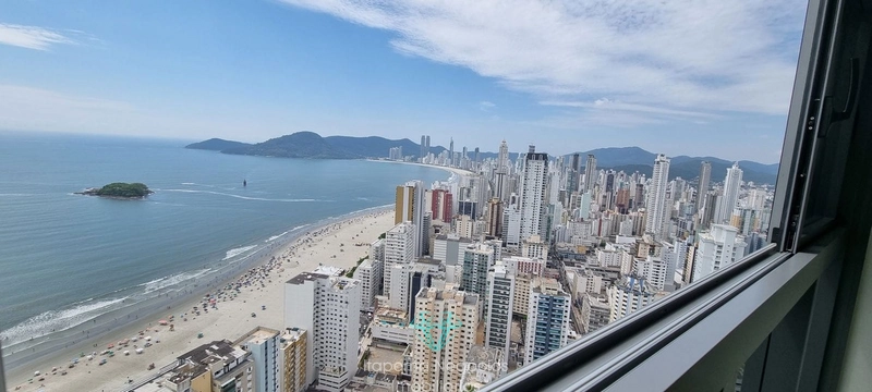 Apartamento 4 Suítes 3 Vagas - Balneário Camboriú: 32ª foto da galeria de imagens do imóvel