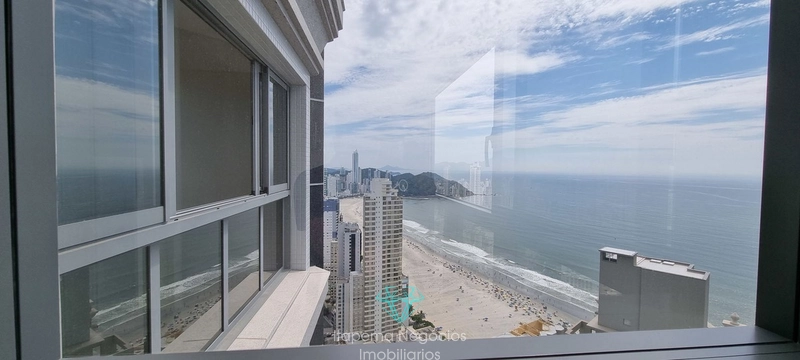 Apartamento 4 Suítes 3 Vagas - Balneário Camboriú: 28ª foto da galeria de imagens do imóvel