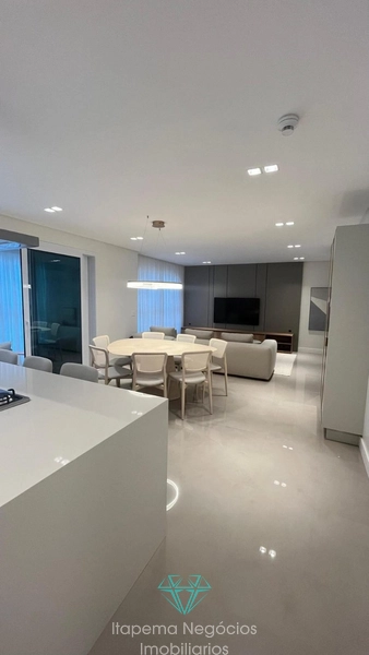 Apartamentos com 4 dormitórios em Balneário Camboriú: 1ª foto da galeria de imagens do imóvel