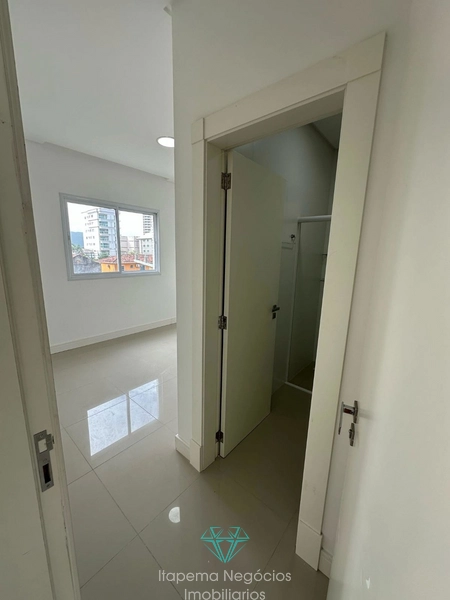 Apartamento em Meia Praia – Conforto e sofisticação perto do mar: 2ª foto da galeria de imagens do imóvel