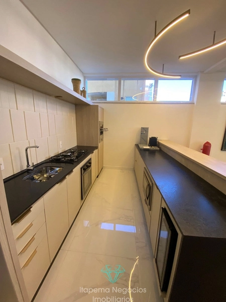 Apartamento com 3 suites 2 vagas de garagem , Meia Praia/Itapema: 16ª foto da galeria de imagens do imóvel