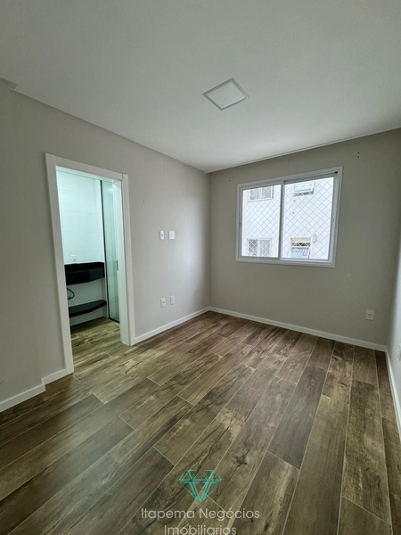 Apartamento com 3 suites 2 vagas de garagem , Meia Praia/Itapema: 9ª foto da galeria de imagens do imóvel