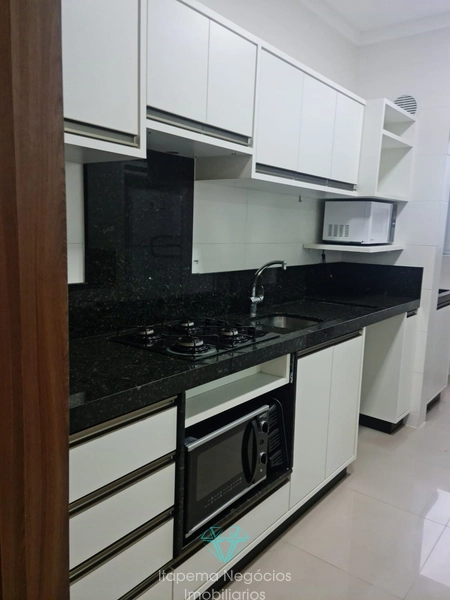 Apartamento com 3 suítes e 2 vagas na Meia Praia: 5ª foto da galeria de imagens do imóvel