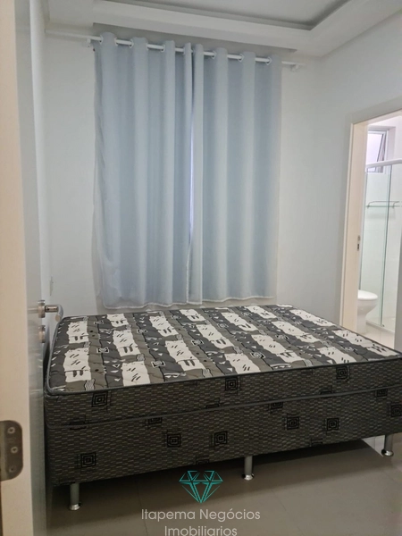 Apartamento com 3 suítes e 2 vagas na Meia Praia: 13ª foto da galeria de imagens do imóvel