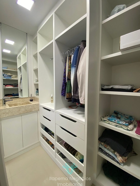 Apartamento frente avenida em Meia Praia, Itapema - SC: 23ª foto da galeria de imagens do imóvel