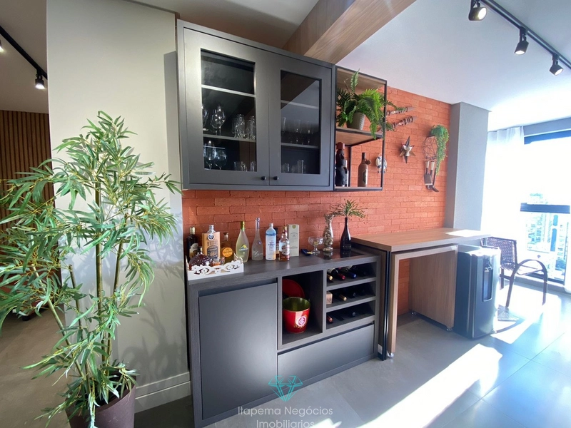 Apartamento frente avenida em Meia Praia, Itapema - SC: 11ª foto da galeria de imagens do imóvel