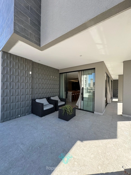 Apartamento frente avenida em Meia Praia, Itapema - SC: 32ª foto da galeria de imagens do imóvel