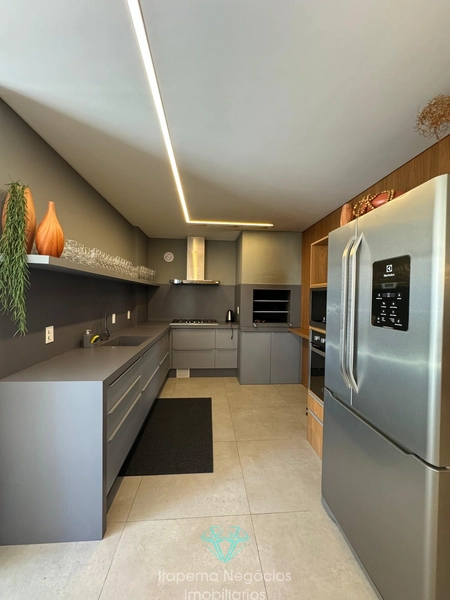 Apartamento frente avenida em Meia Praia, Itapema - SC: 8ª foto da galeria de imagens do imóvel