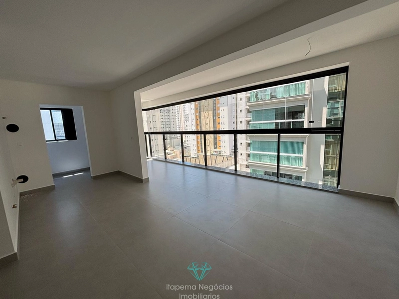 Apartamento à venda com 3 quartos, 3 suites, 2 vagas e 4 banheiros.: 1ª foto da galeria de imagens do imóvel