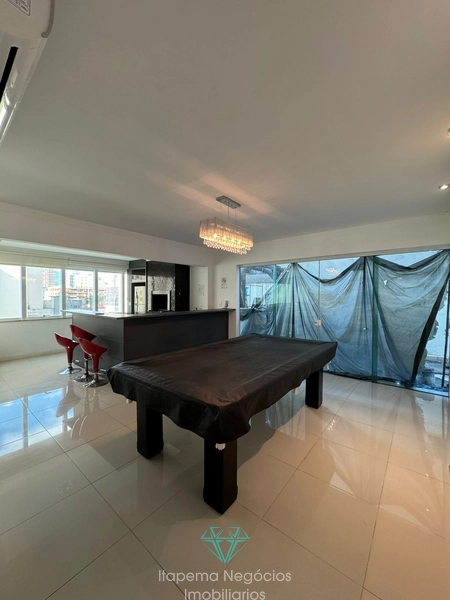 Apartamento 3 suítes, 2 vagas - Meia Praia: 22ª foto da galeria de imagens do imóvel