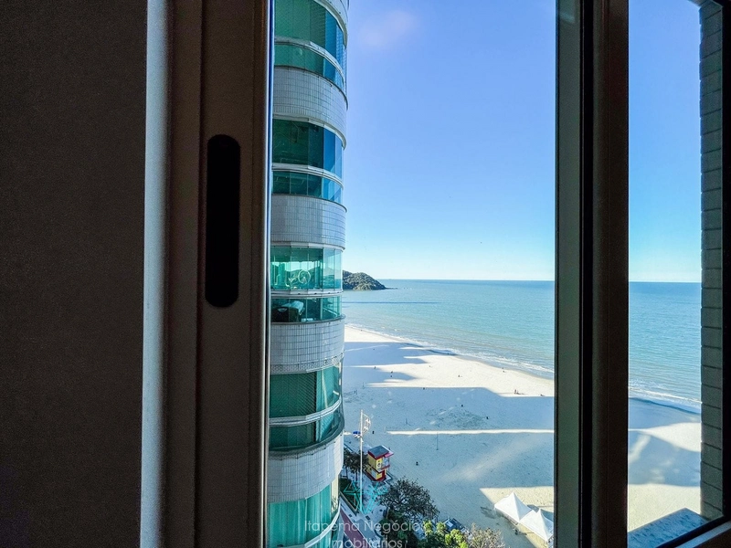 Balneário Camboriú - Centro 4 dormitórios (3 suítes): 15ª foto da galeria de imagens do imóvel