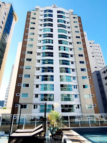 Balneário Camboriú - Centro 3 dormitórios (3 suítes): 2ª foto da galeria de imagens do imóvel