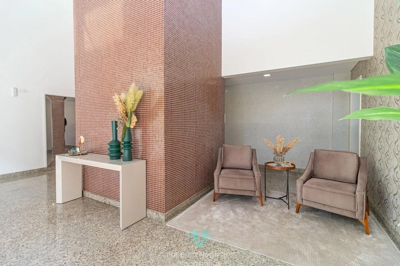 Apartamento com 4 Suítes à Venda, 315 m² em Meia Praia - Itapema: 1ª foto da galeria de imagens do imóvel