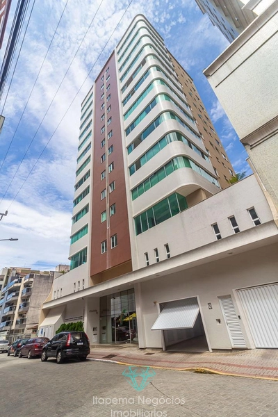 Apartamento com 4 Suítes à Venda, 315 m² em Meia Praia - Itapema: 2ª foto da galeria de imagens do imóvel